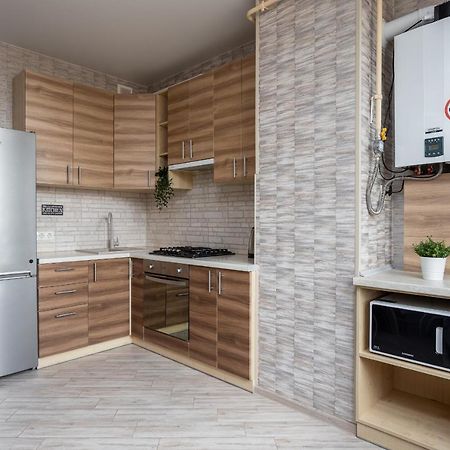 069 Apartment Near Airport In A New Building Kijev Kültér fotó